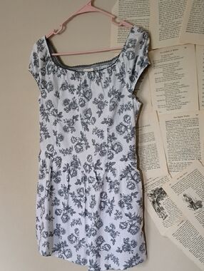 NWT Girl's Weekend Academy Rose Print Dress (With Built In Shorts)